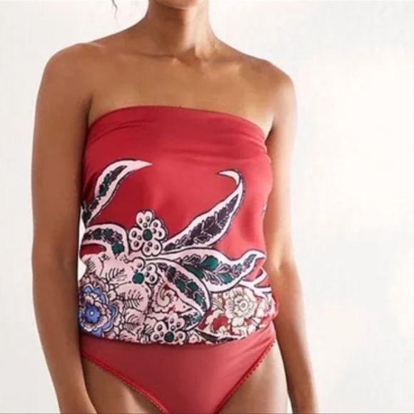 FREE People Spellbound Strapless Festival Bodysuit in Cherry Combo size Medium - Picture 7 of 16